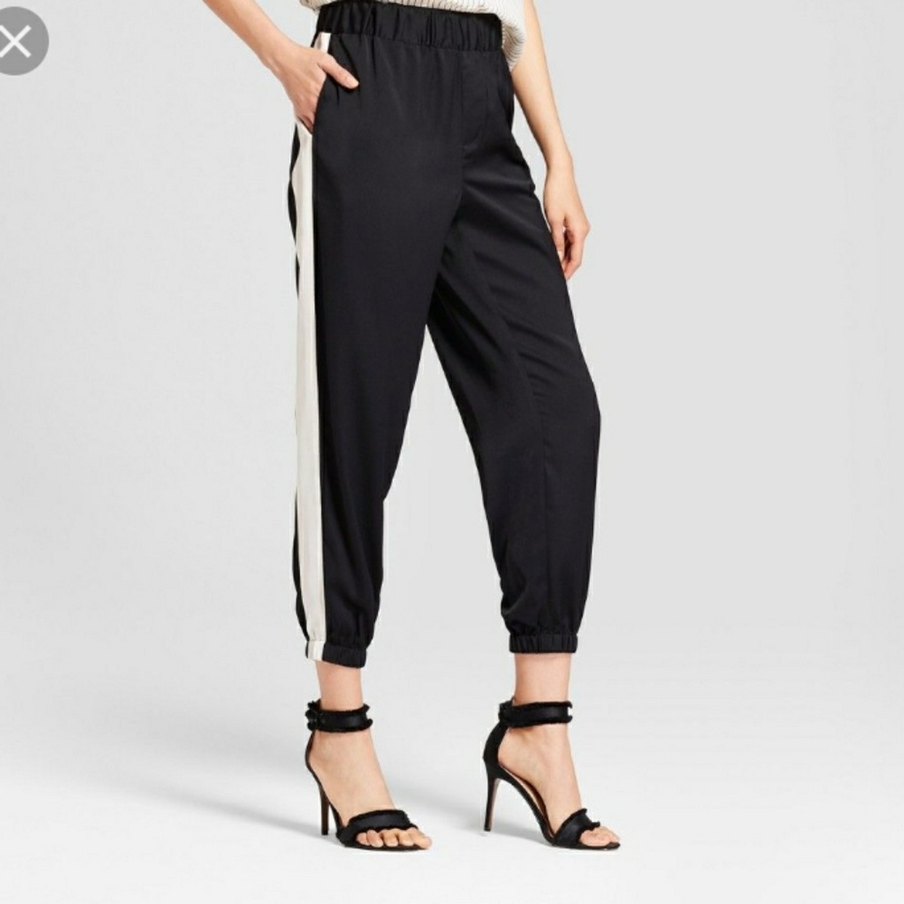 Who What Wear black jogger pants small